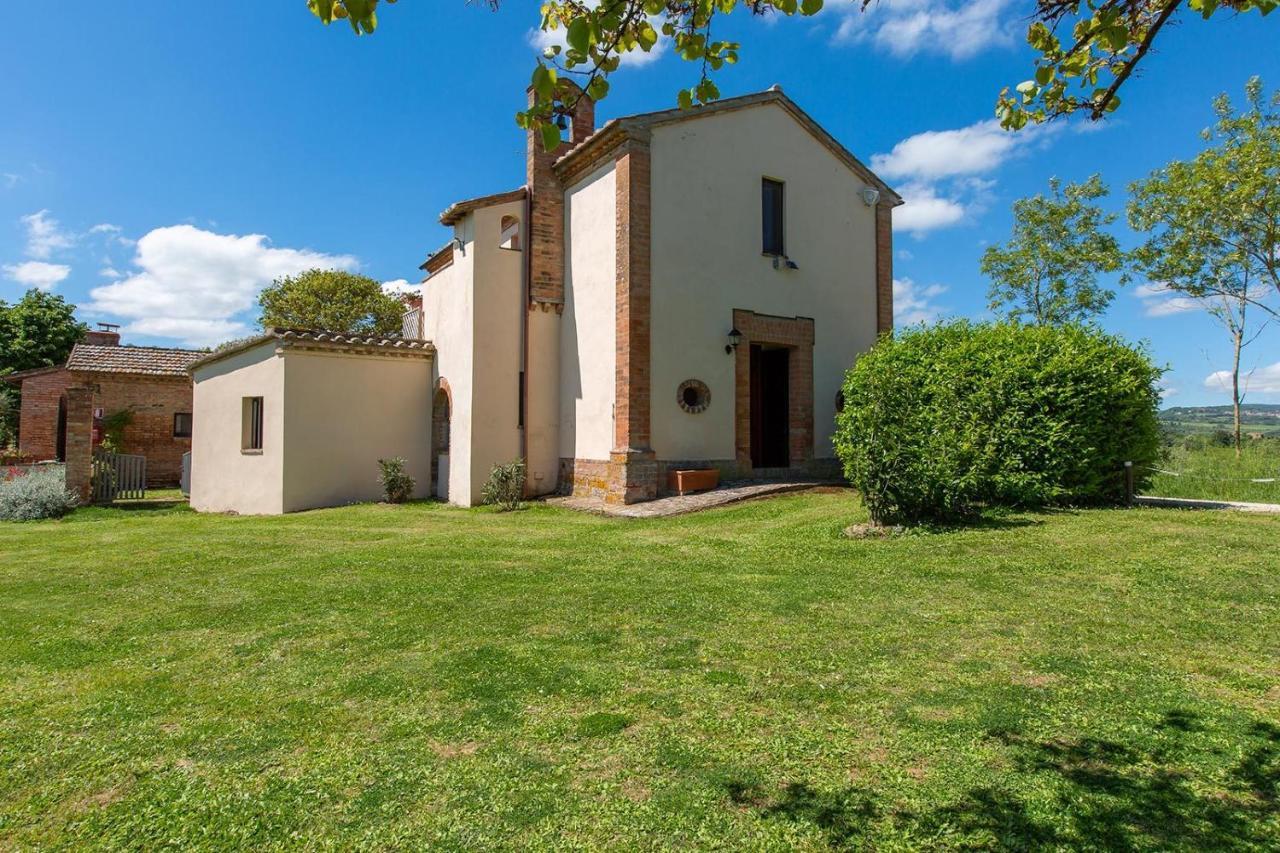 Agriturismo Macciangrosso Casale Piccolomini Chiusi Luaran gambar