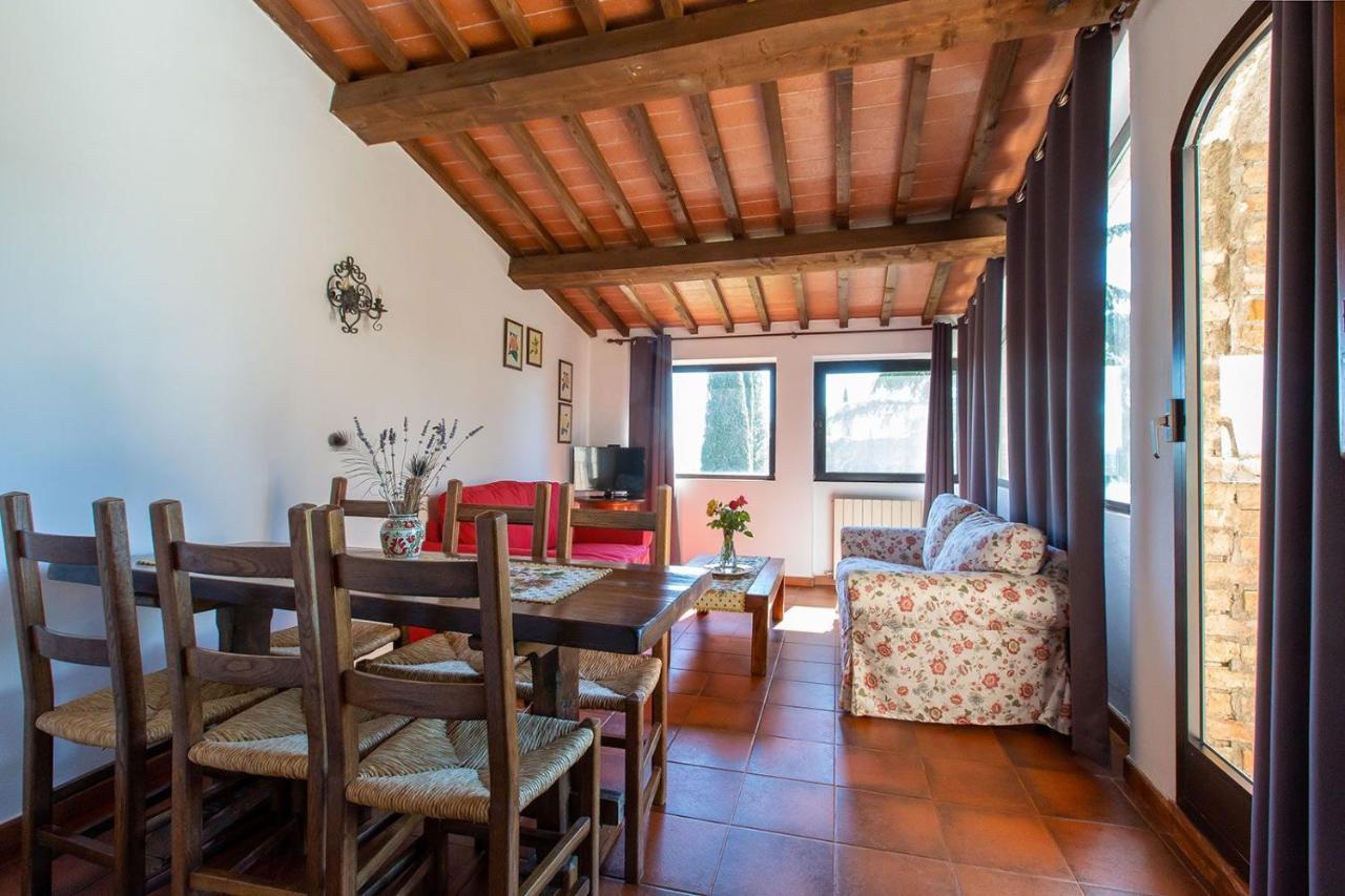 Agriturismo Macciangrosso Casale Piccolomini Chiusi Luaran gambar