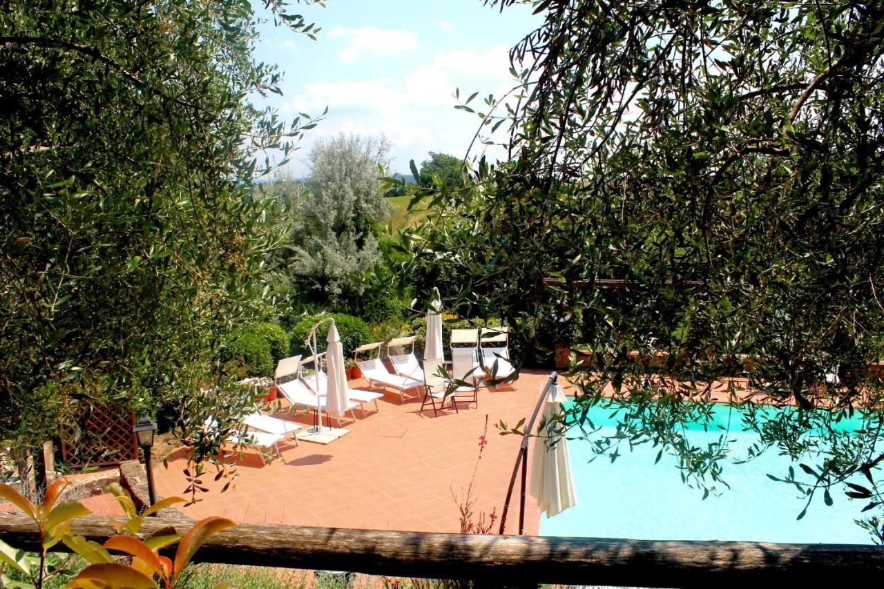 Agriturismo Macciangrosso Casale Piccolomini Chiusi Luaran gambar